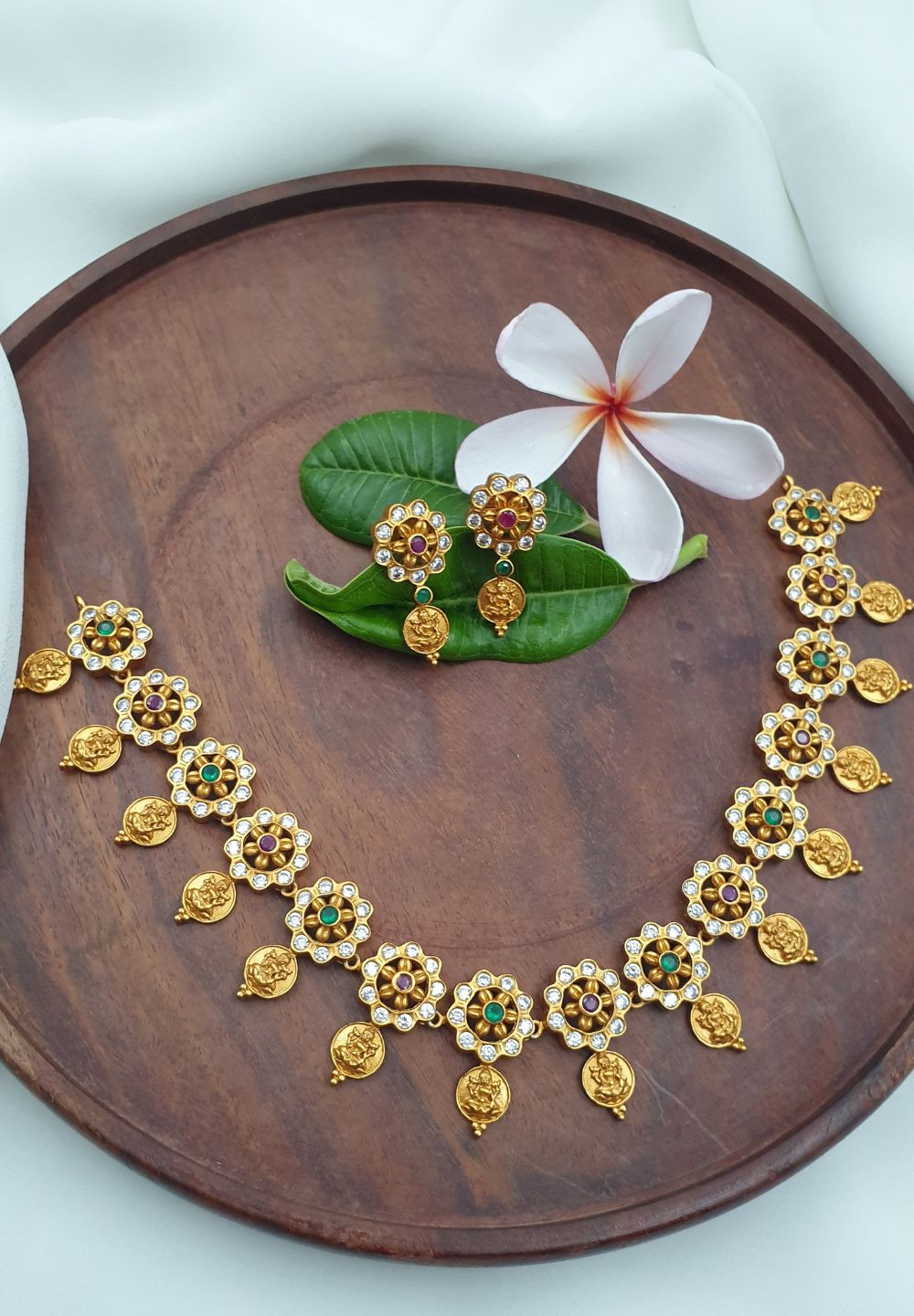 Beautiful Floral designer necklace - VCCNEN004