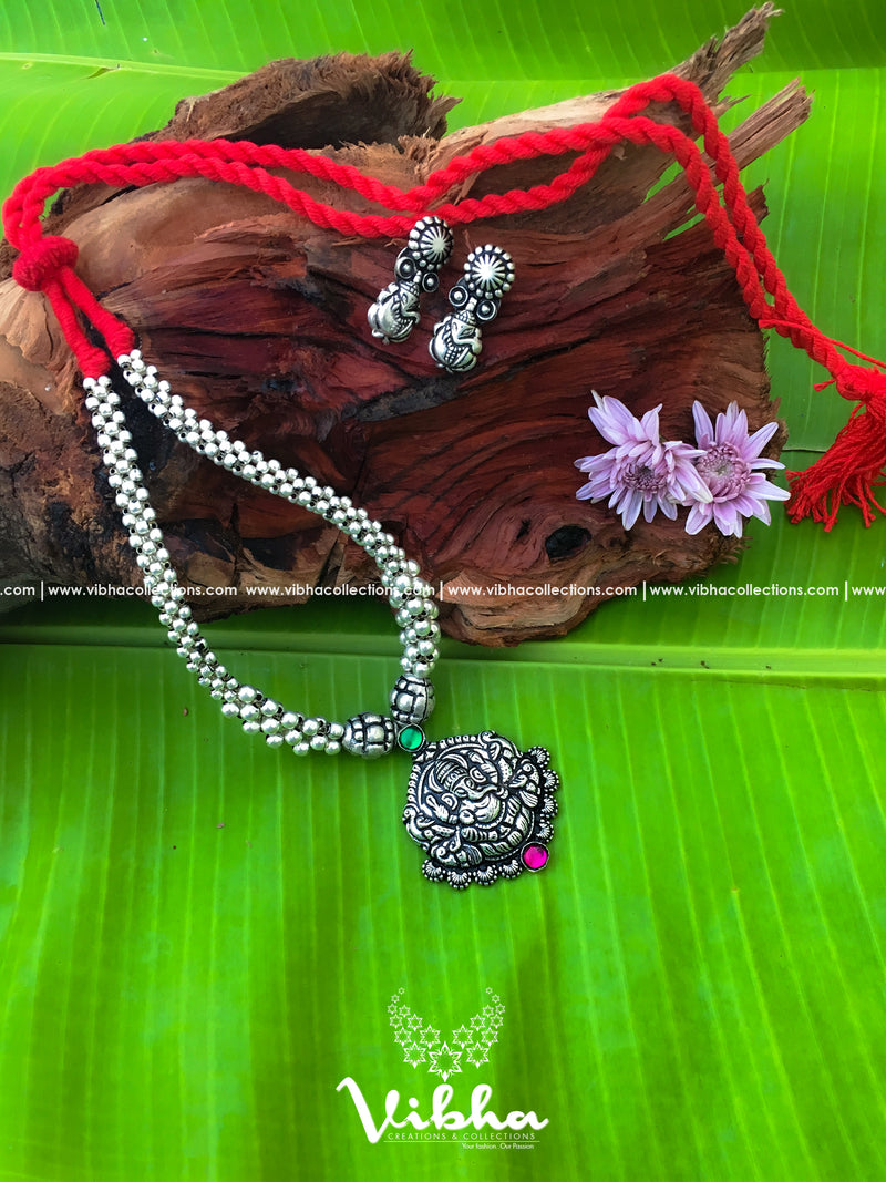 Ganesha Pendant Necklace With Earrings - VCCGS1068