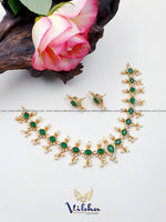 Sleek Green Stone Necklace - VCCNE7261